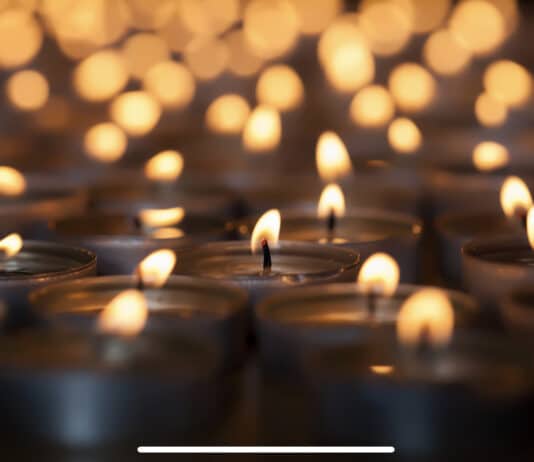 Annual Holocaust Memorial Day to have first in-person event in 2 yearsÂ