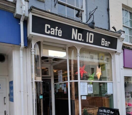 Man assaulted outside No 10 Bar in Bridport