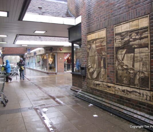 Children robbed by men in ski masks in Dorchester