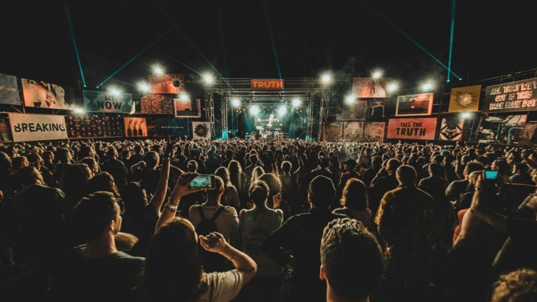 Outraged Glastonbury festival goers show ‘The Big Lie’ despite ban