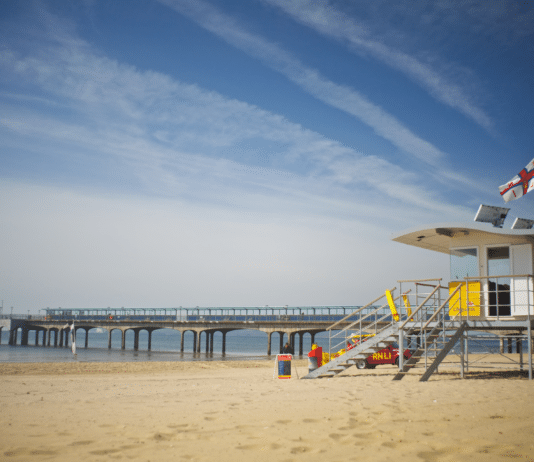 GP hails ‘exceptional lifeguards’ following Bournemouth beach tragedy