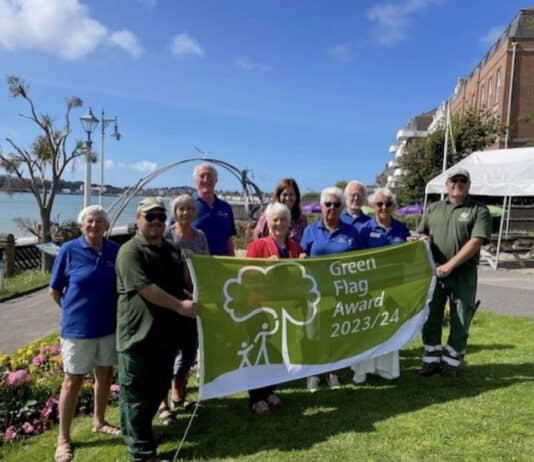 Greenhill and Sandsfoot Gardens officially recognised as two of the country’s best parks!