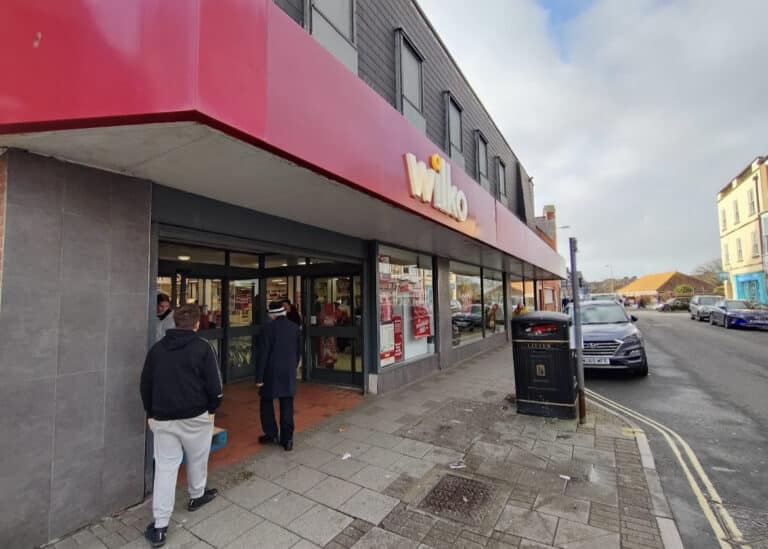 Wilkinson’s on the brink of collapse