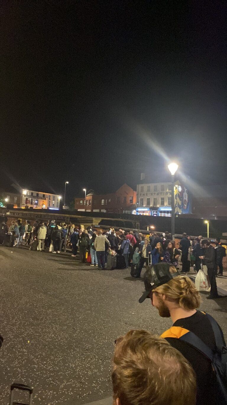 I jumped on a train from London to Edinburgh. Oh Woe Is Me