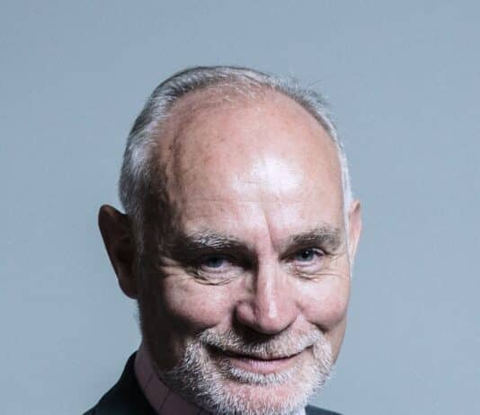 Tory MP slams UK entanglement in war crimes