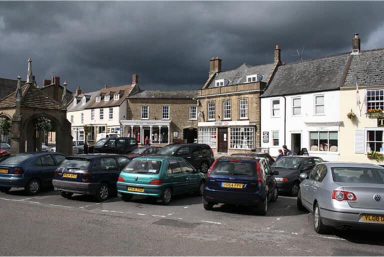 ‘Young male’ sought following fail to stop in Beaminster