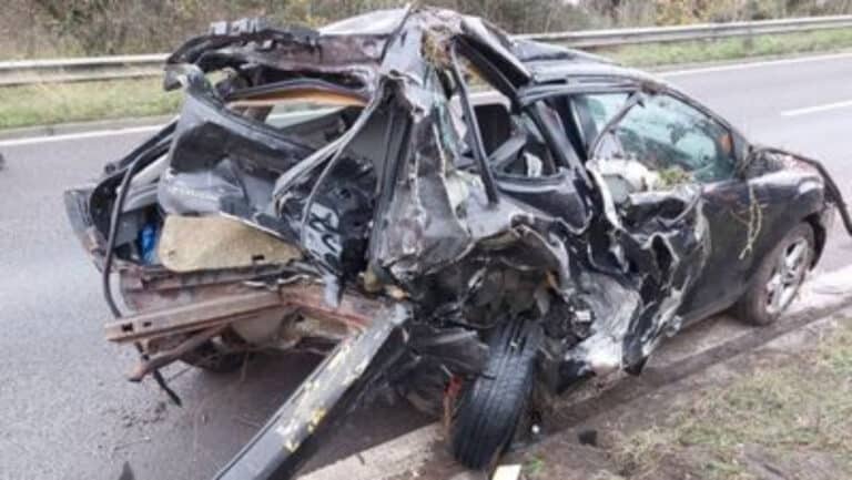 DO NOT stop your vehicle in dangerous places