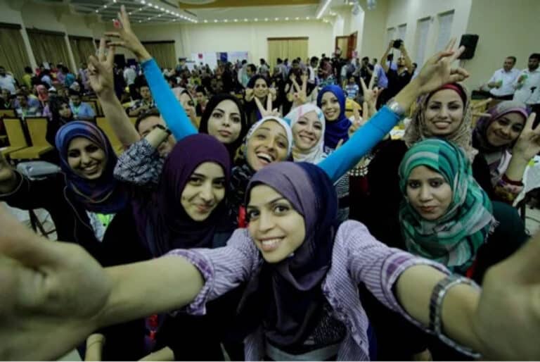 Women, real invisible heroines of Gaza
