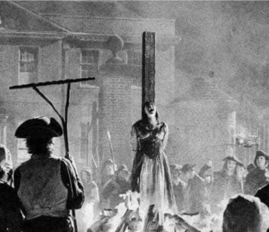 A teacher teaches class how easy it is to create division and hate