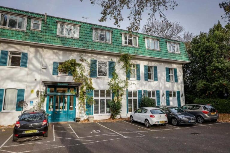 Man in serious condition following hotel fire in Bournemouth