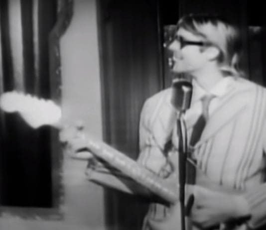 “If my eyes could show my soul, everyone would cry when they saw me smile.” Kurt Cobain