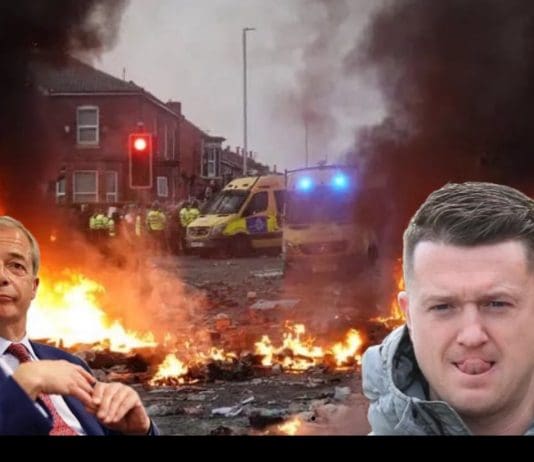 Legal observers report chaos and racism by the police during far right rioting