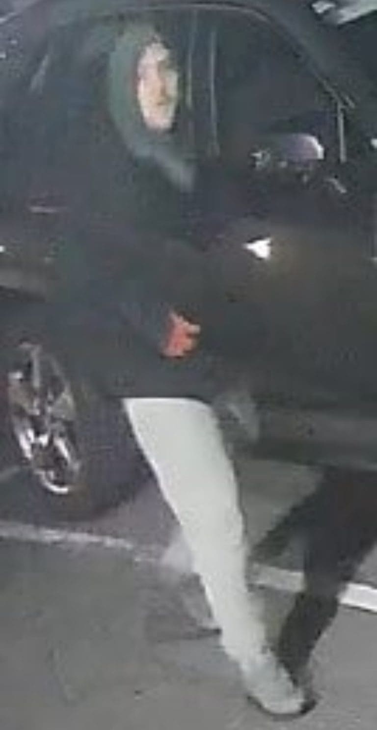 Police Warn Public Following A Series Of Thefts From Vehicles In Dorchester