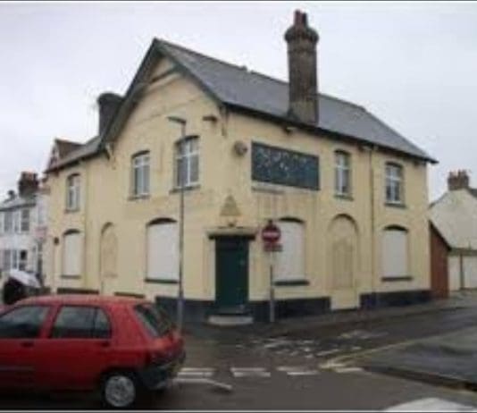 Why Are Dorset Pubs Closing?