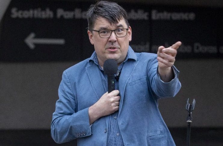 Victoria Coren and Billy Bragg’s Brilliant Response to Trans Bigot Graham Linehan