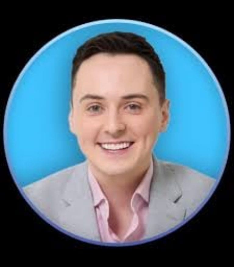 Darren Grimes ‘Deletes Racist Pope Tweet’ When He Finds Out…?