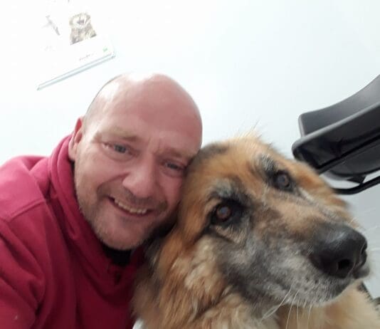 Weymouth Mourns ‘True Legend’ Mark House