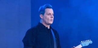 Jack White’s Seven Nation Army Destroys Donald Trump