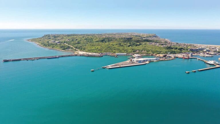 Crown Estate Supports Feasibility Study for Offshore Wind Port at Portland