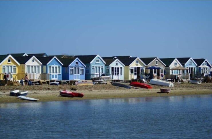 Council to end Council Tax discount for Mudeford beach huts