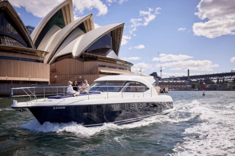 What to Pack for an Australia and New Zealand Tour Based on Weather and Activities