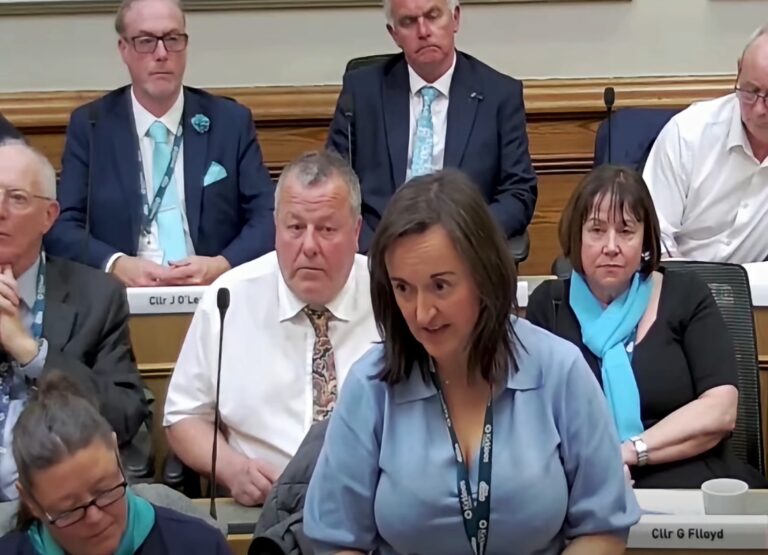 Possibly the Most Embarrassing but Predictable Political Moment For a Long Time
